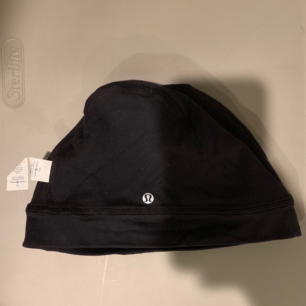 Lululemon hat - Picture 3 of 4